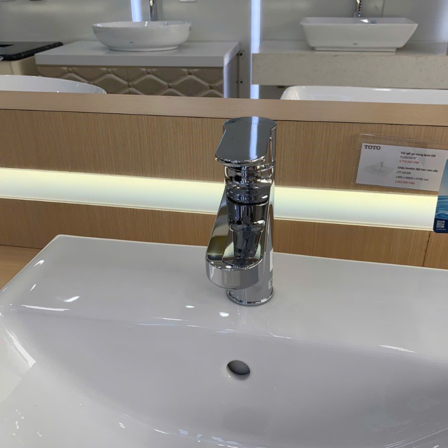 Vòi lavabo nóng lạnh TOTO TLS06301V1